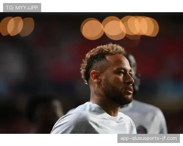 内马尔转型组织核心：直塞撕防线成进攻新支点