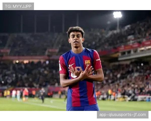 拉明·亚马尔：以最年轻身份之一问鼎欧洲杯，潜力与角色解析