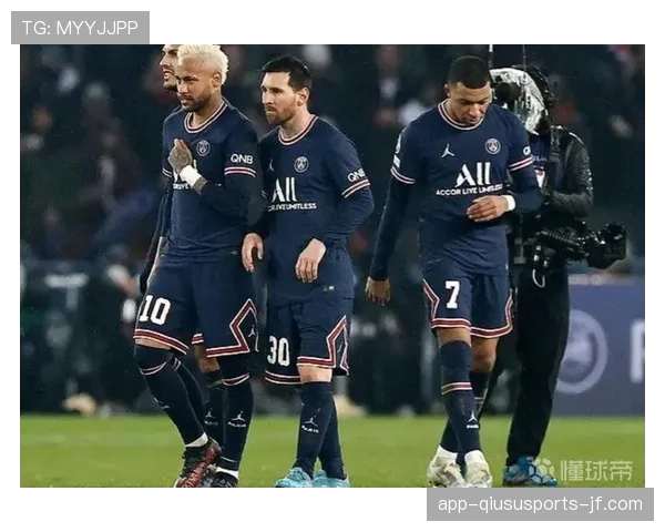 姆巴佩对更衣室氛围的影响机制与边界